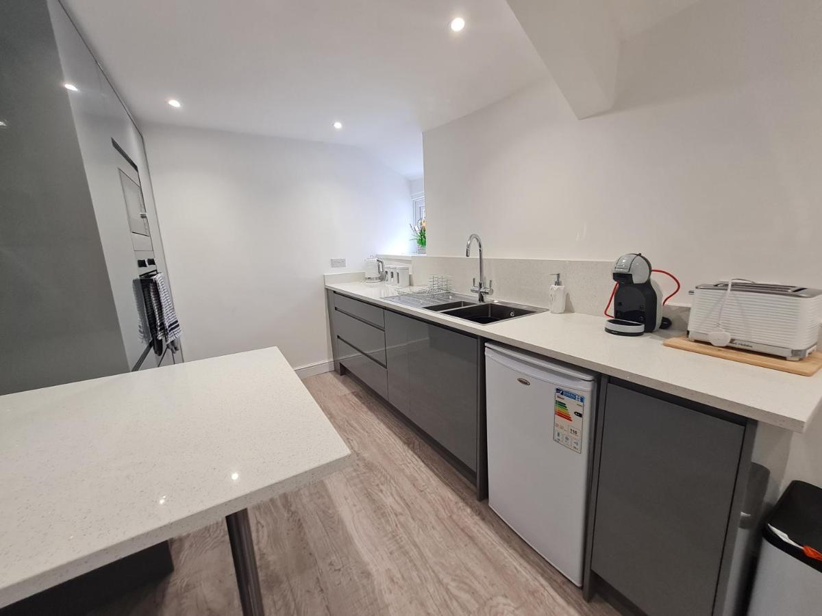 Perfect Location 3 Bed Serviced Apartment With Bike Storage For Bpw. Close To Brecon Beacons Merthyr Tydfil Exteriér fotografie