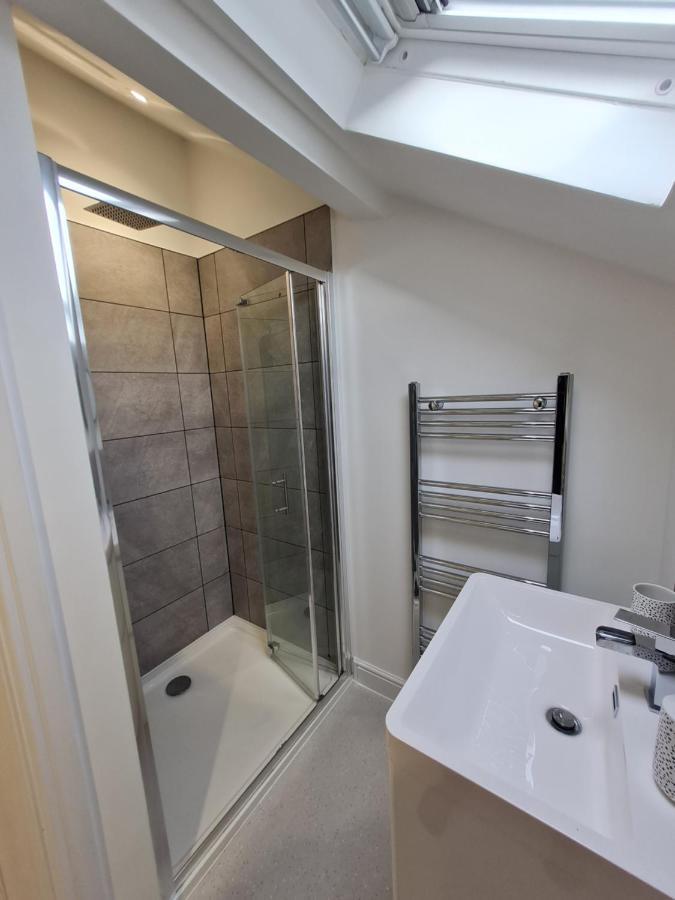 Perfect Location 3 Bed Serviced Apartment With Bike Storage For Bpw. Close To Brecon Beacons Merthyr Tydfil Exteriér fotografie