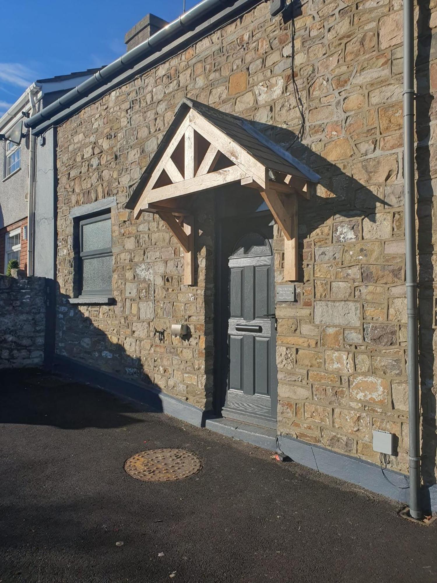 Perfect Location 3 Bed Serviced Apartment With Bike Storage For Bpw. Close To Brecon Beacons Merthyr Tydfil Exteriér fotografie